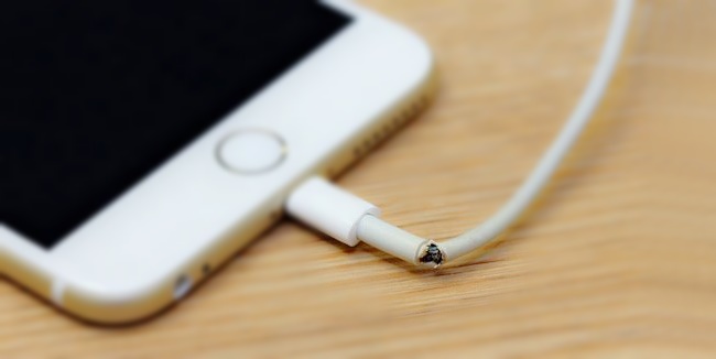 iphone lightening cable